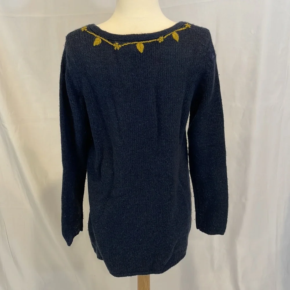 Soft Surroundings Navy Sweater with Gold floral embroidery- large - Picture 4 of 5